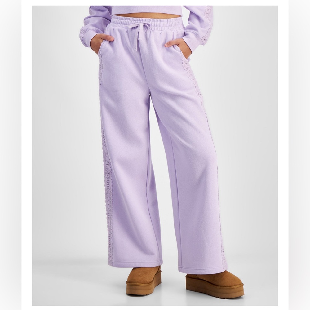 Planet Heart 
Juniors crochet trimmed wide leg sweatpants